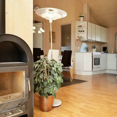 Three-bedroom Holiday In 26 Feriehus Oksbøl